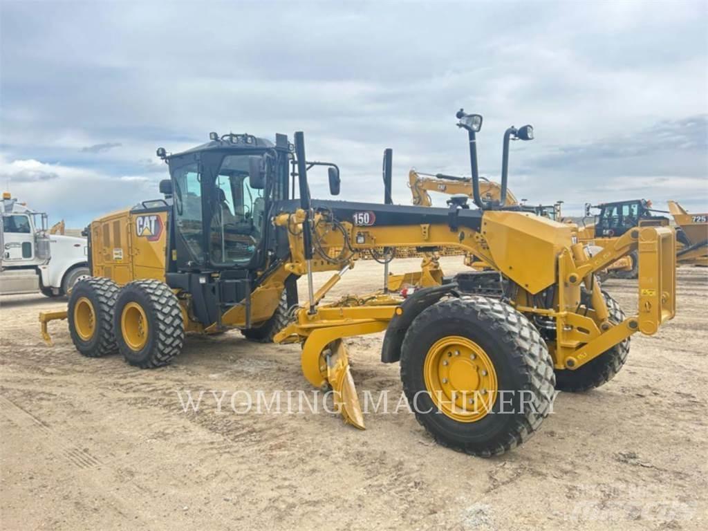 CAT 150 AWD Grader