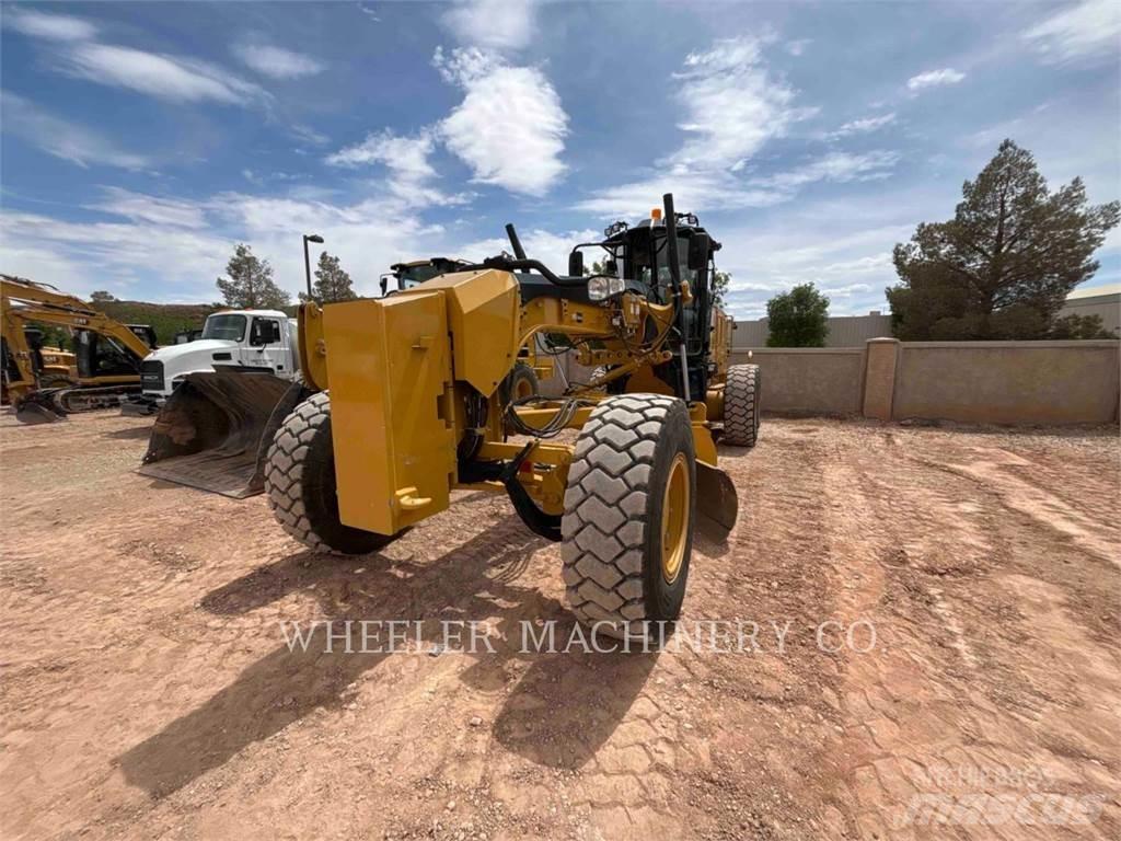 CAT 150 AWD Grader
