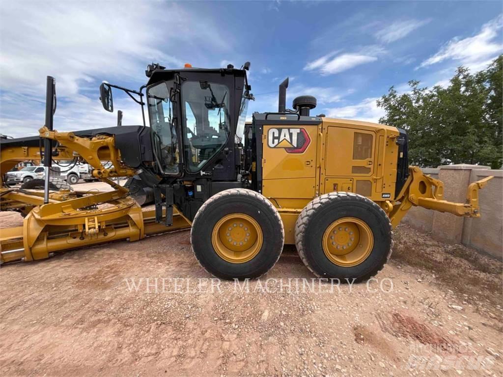 CAT 150 AWD Grader