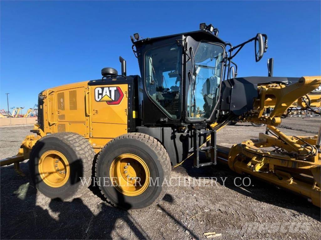 CAT 150 AWD Grader