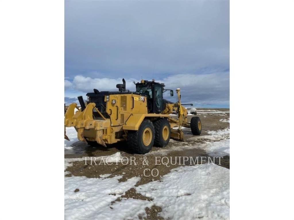 CAT 16 Grader