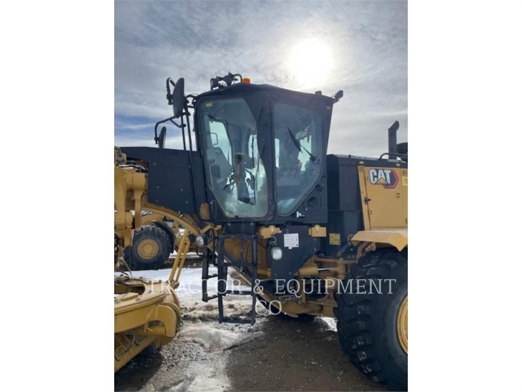 CAT 16 Grader