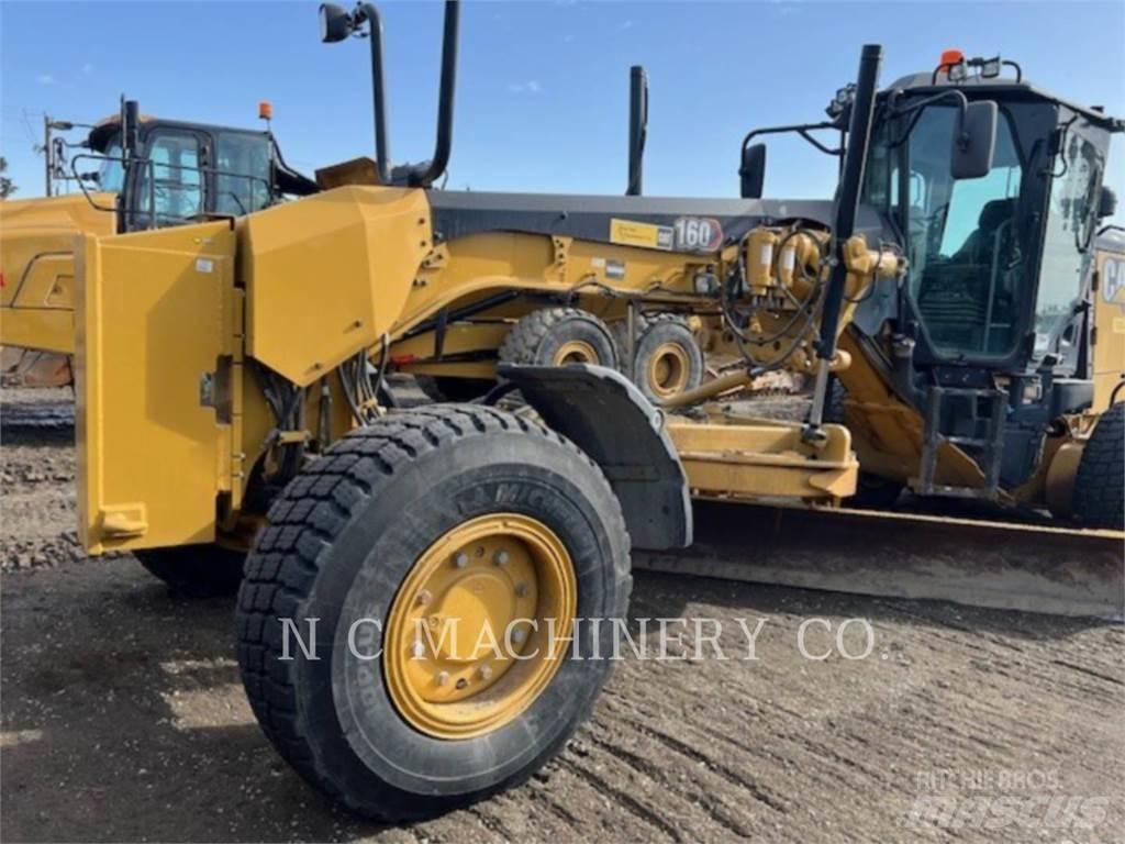 CAT 160 Grader