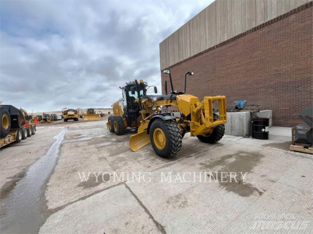 CAT 160 AWD Grader