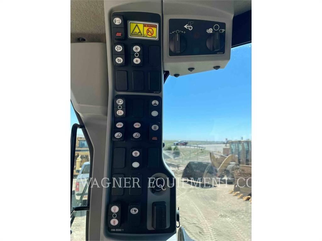 CAT 160M3 AWD Grader