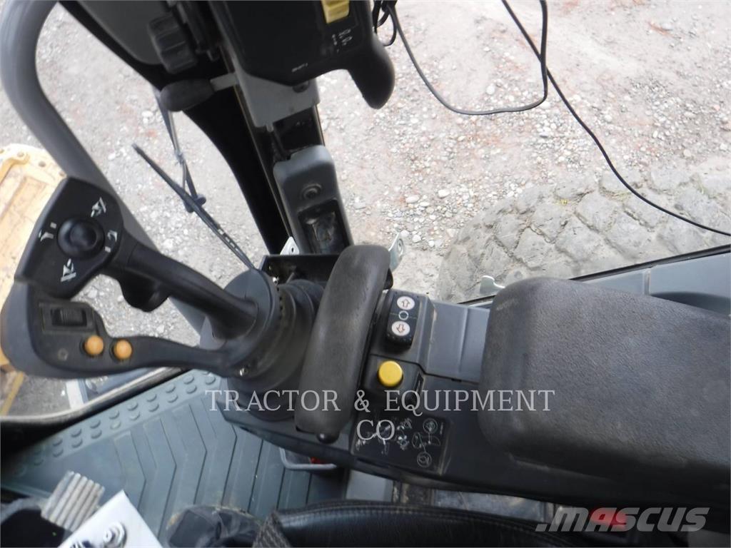 CAT 160M3 AWD Grader