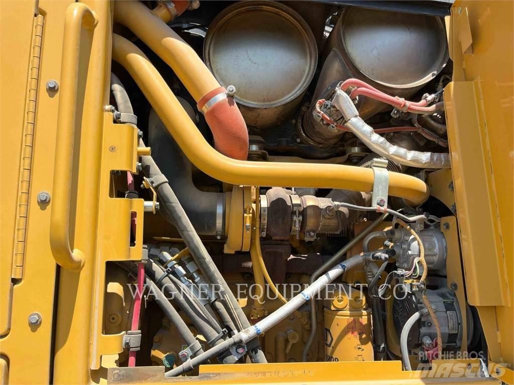CAT 160M3 AWD Grader