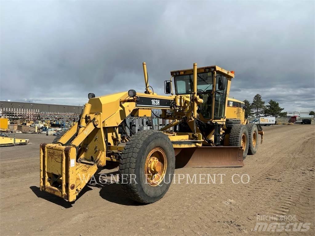CAT 163H AWD Grader