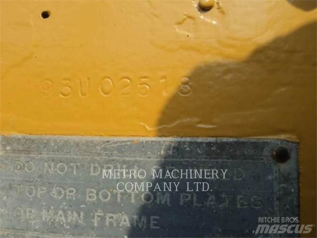 CAT 16G Grader
