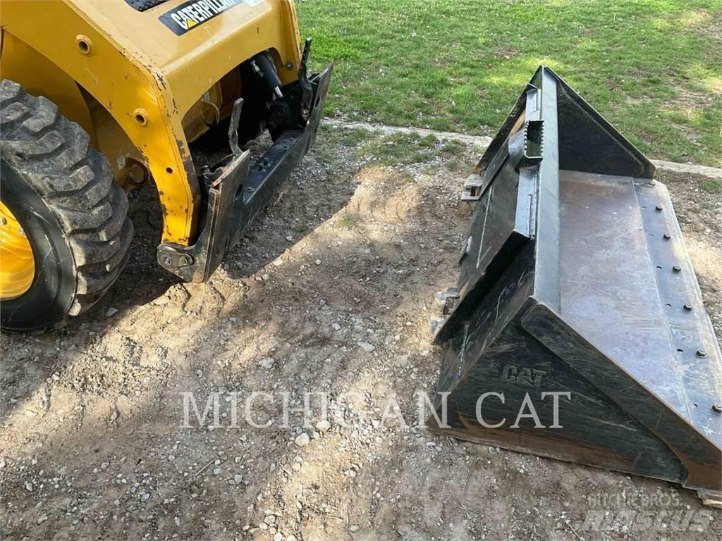 CAT 226B3 C Kompaktlader