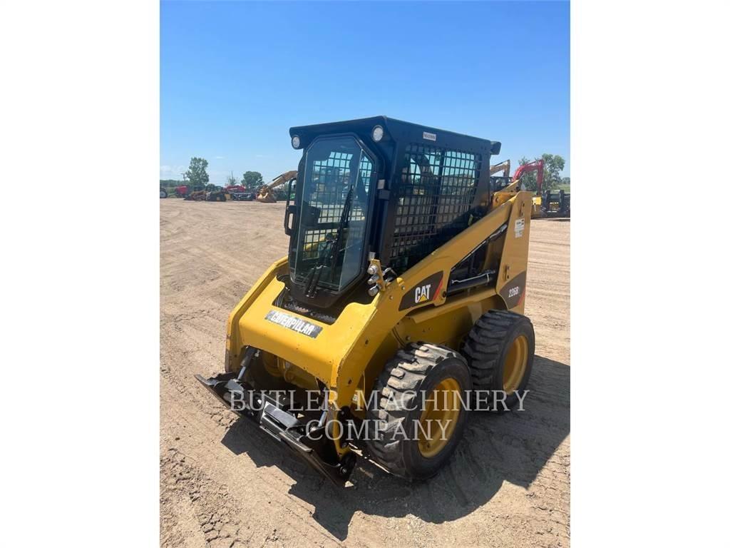 CAT 226B3 C3S2 Kompaktlader