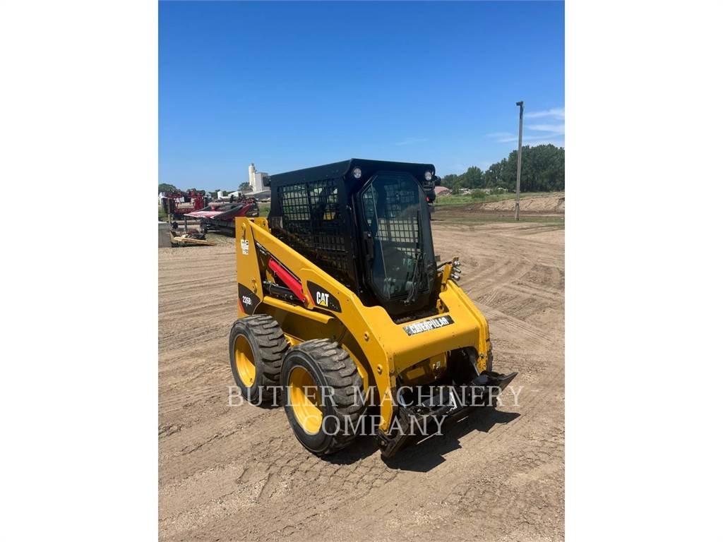 CAT 226B3 C3S2 Kompaktlader