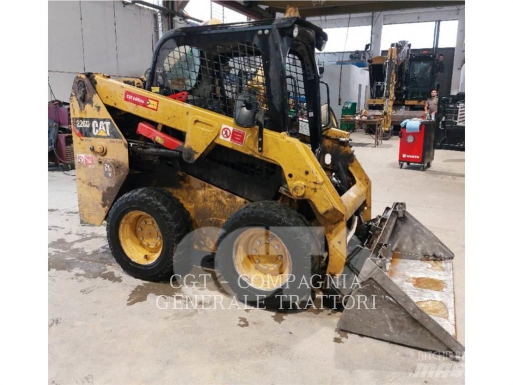 CAT 226D Kompaktlader