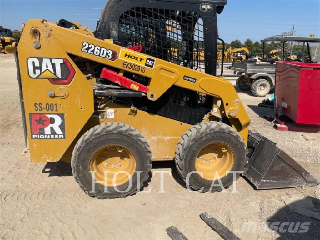 CAT 226D Kompaktlader