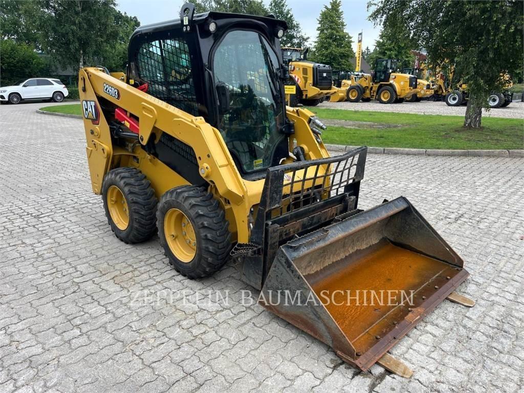 CAT 226D Kompaktlader