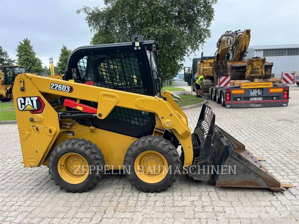 CAT 226D Kompaktlader