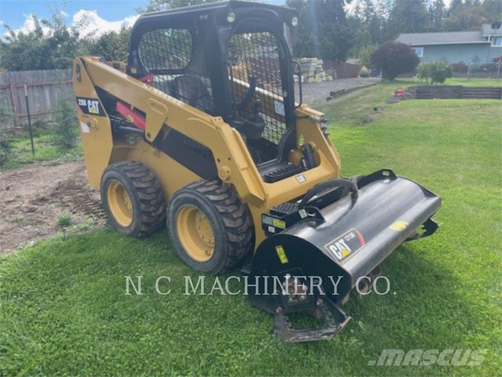 CAT 226D Kompaktlader