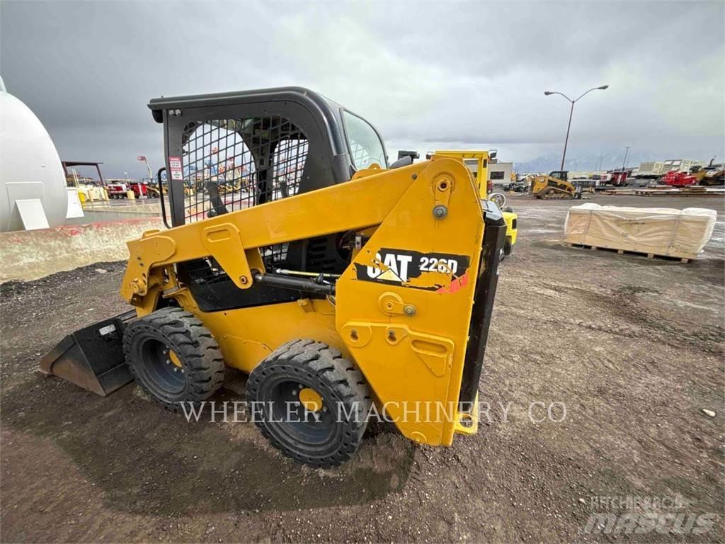 CAT 226D C1-H2 Kompaktlader