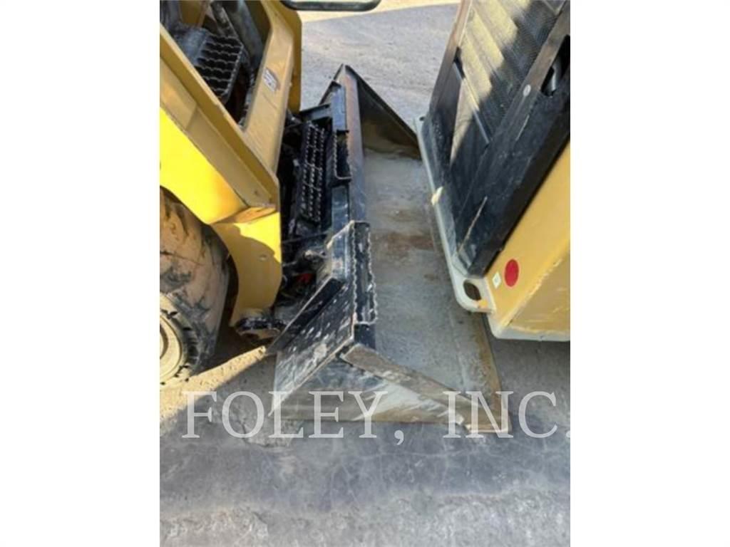 CAT 226D3 Kompaktlader