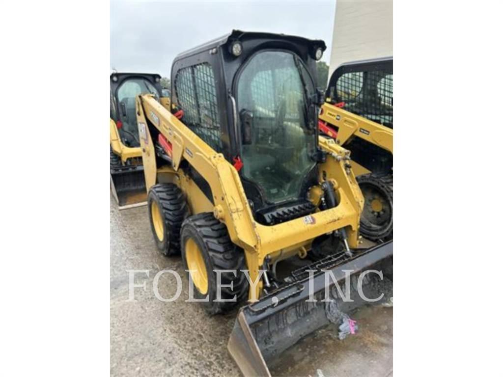 CAT 226D3 Kompaktlader