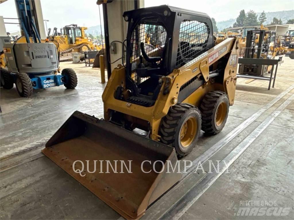 CAT 226D3 Kompaktlader