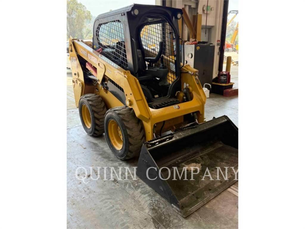 CAT 226D3 Kompaktlader