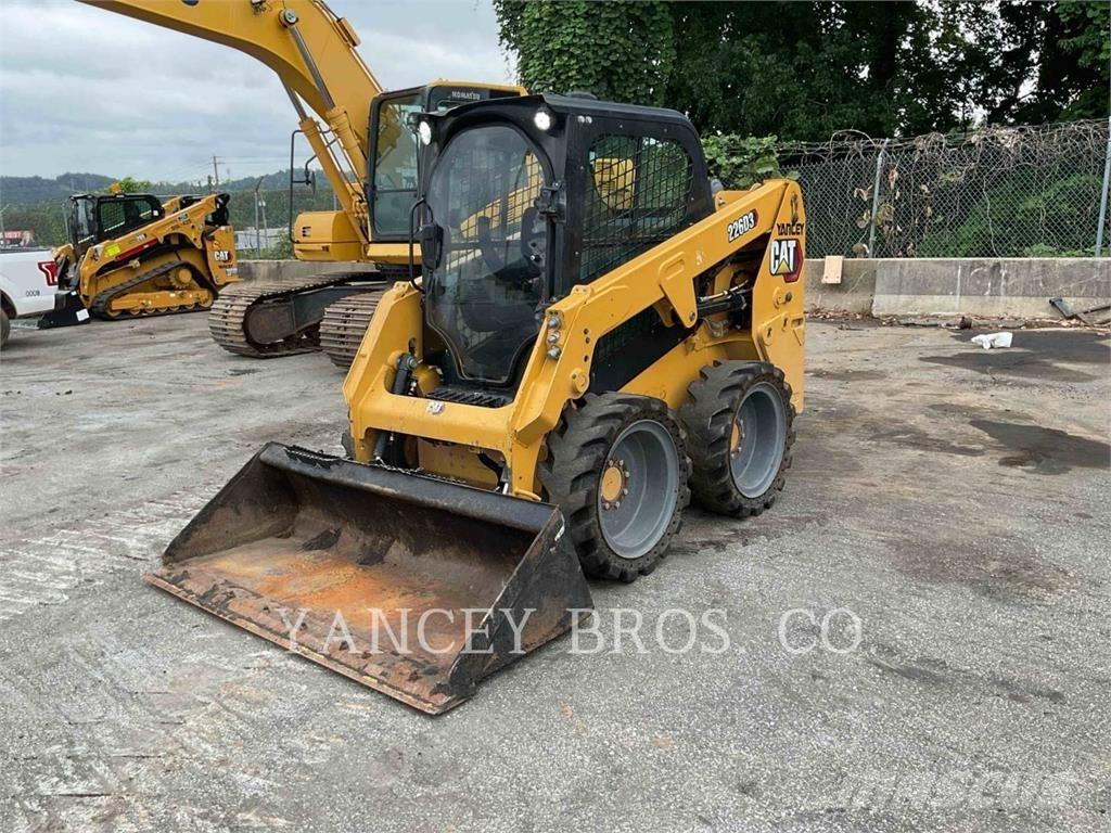 CAT 226D3 Kompaktlader