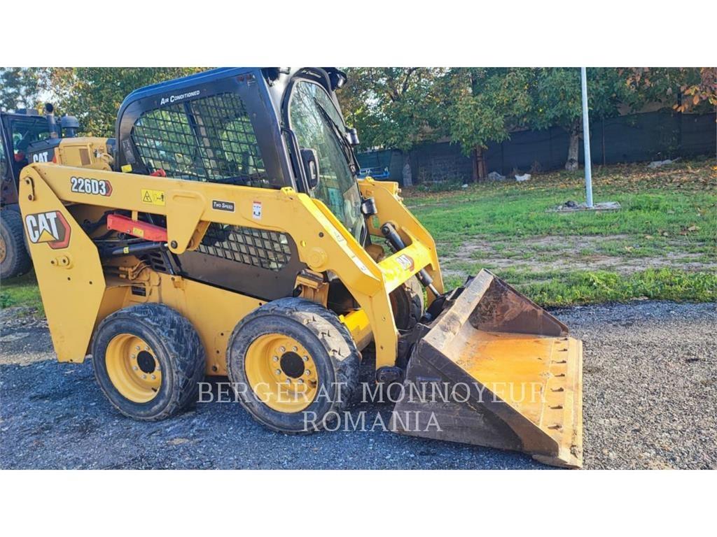 CAT 226D3 Kompaktlader