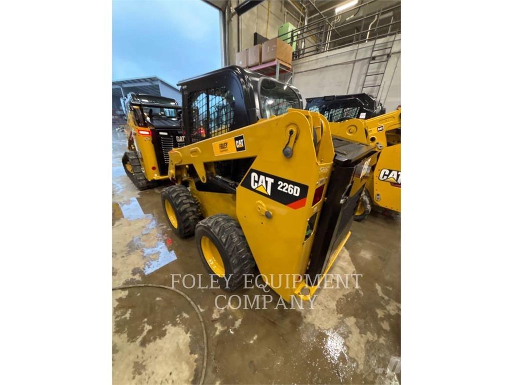 CAT 226DSTD1CA Kompaktlader