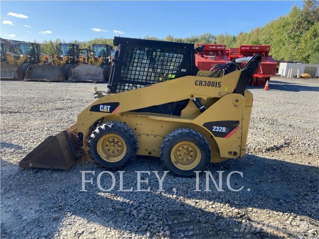 CAT 232B2 Kompaktlader