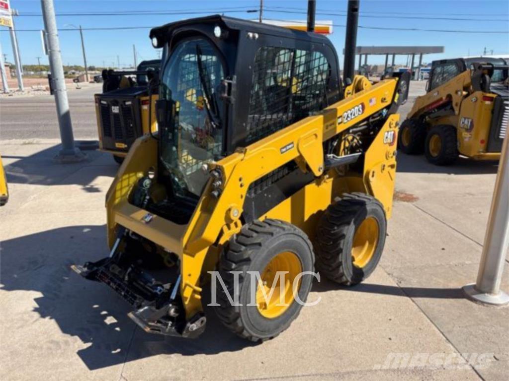 CAT 232D3 Kompaktlader