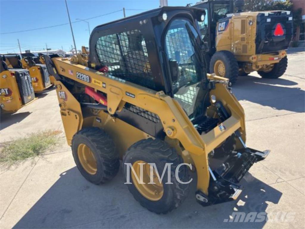 CAT 232D3 Kompaktlader
