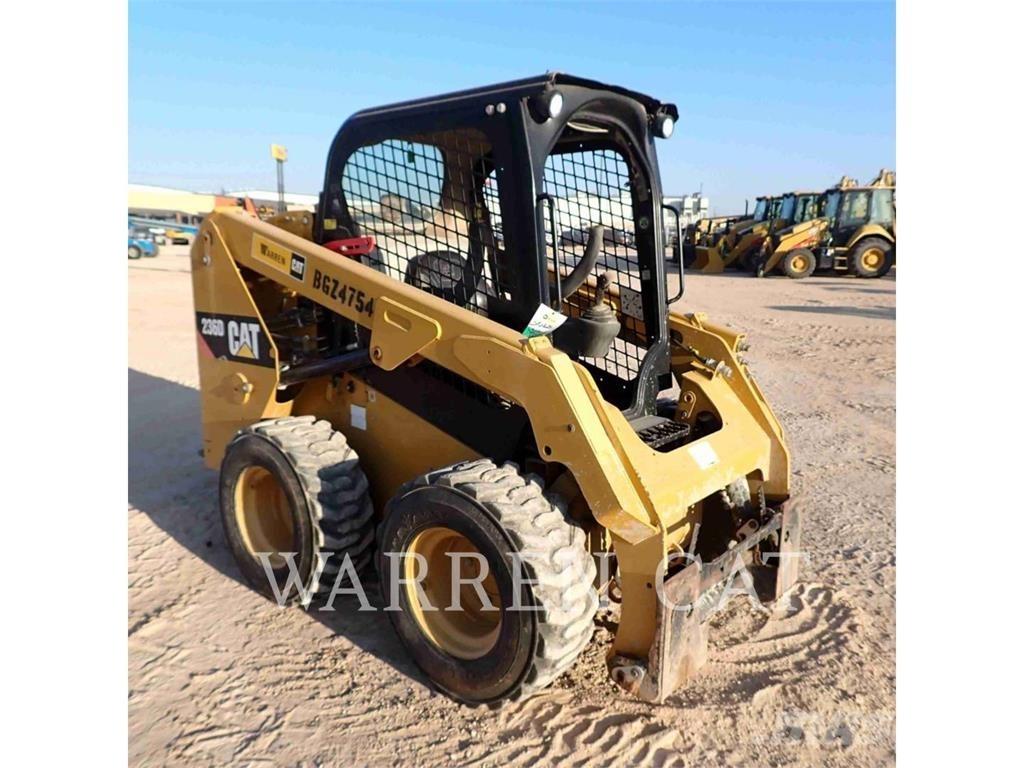 CAT 236D Kompaktlader