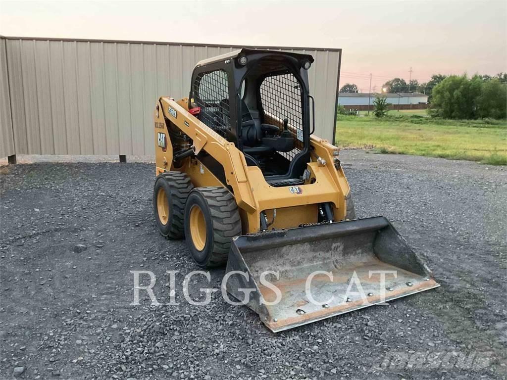 CAT 236D Kompaktlader
