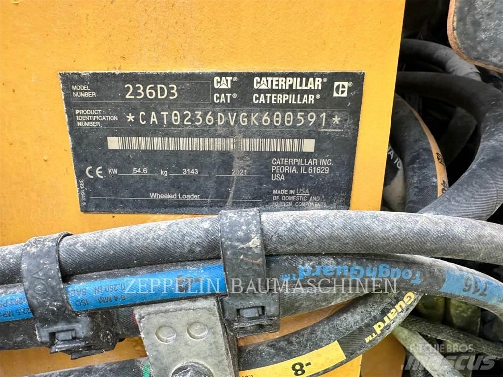 CAT 236D Kompaktlader