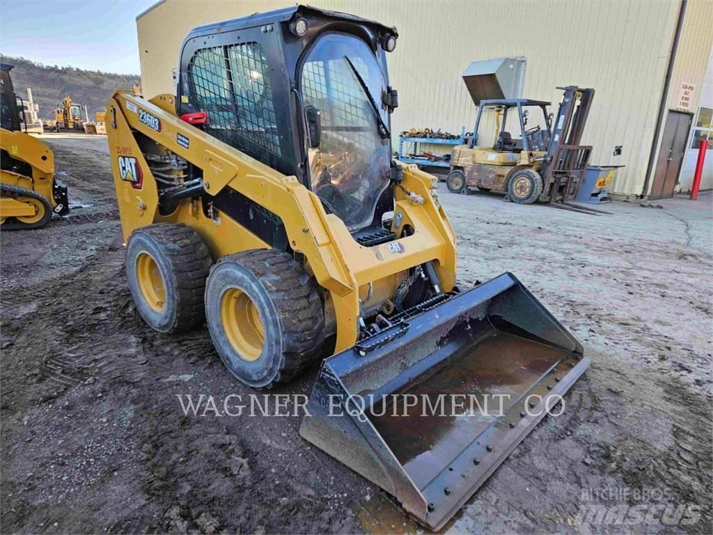 CAT 236D3 Kompaktlader