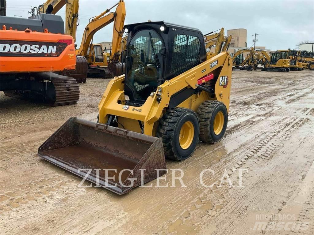 CAT 236D3 Kompaktlader