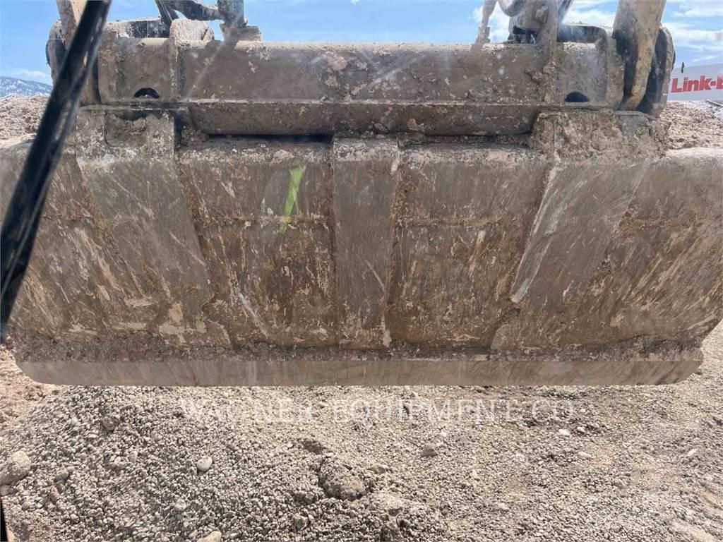 CAT 236D3 Kompaktlader