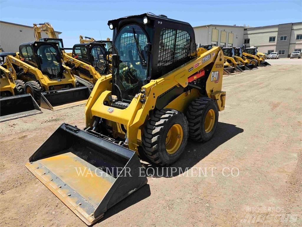 CAT 236D3 Kompaktlader