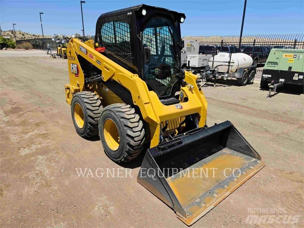 CAT 236D3 Kompaktlader
