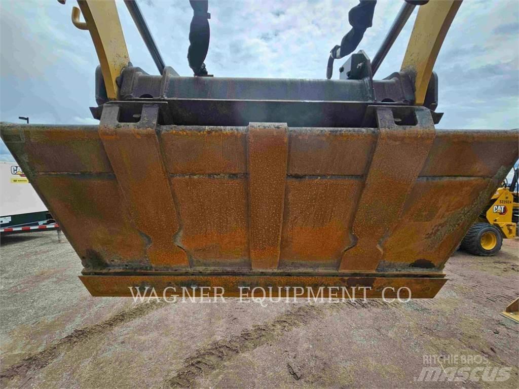 CAT 236D3 Kompaktlader