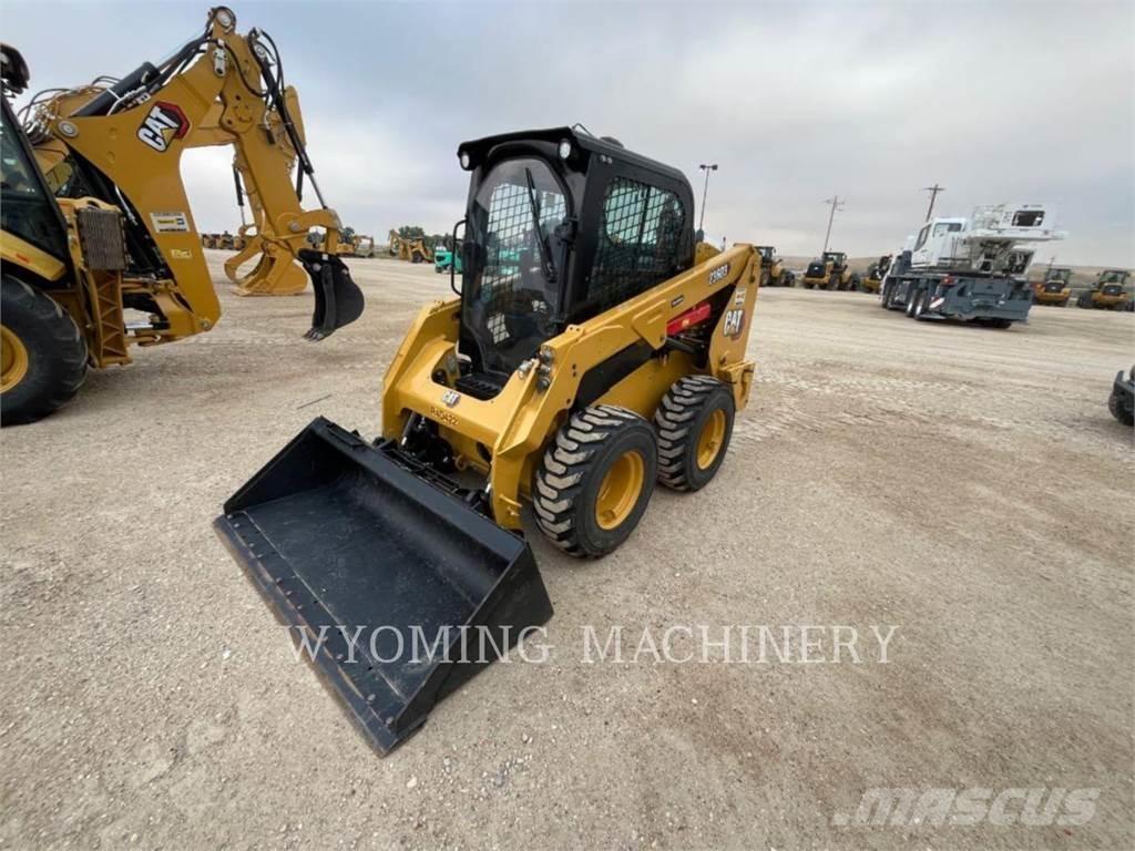 CAT 236D3 Kompaktlader