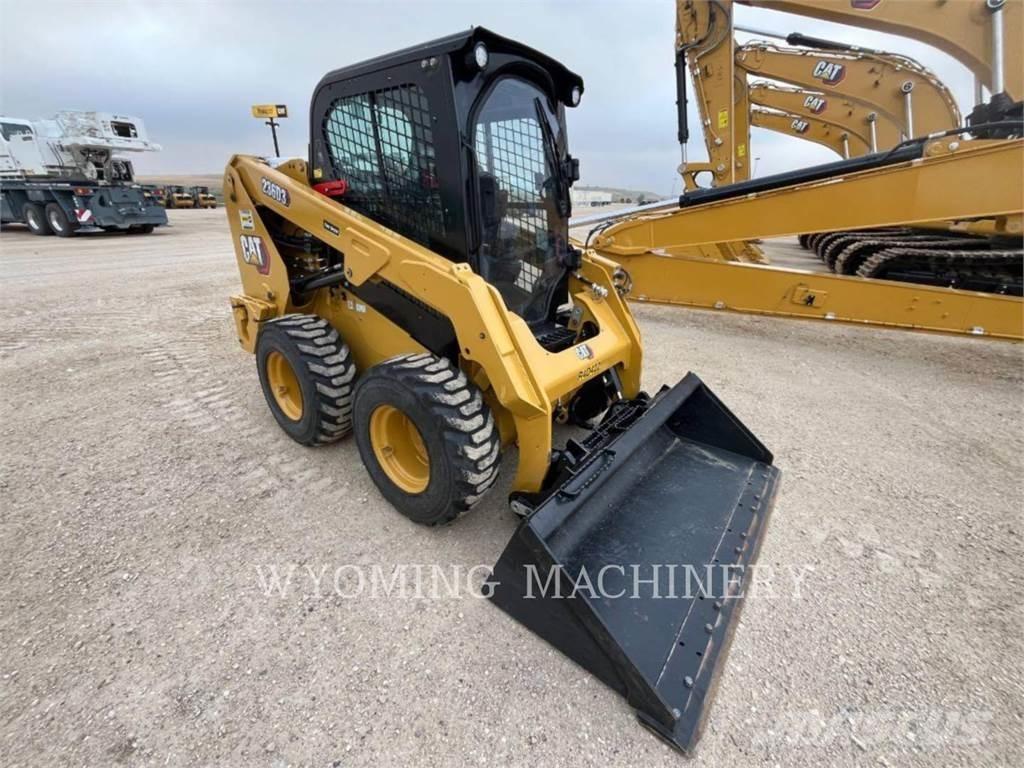 CAT 236D3 Kompaktlader