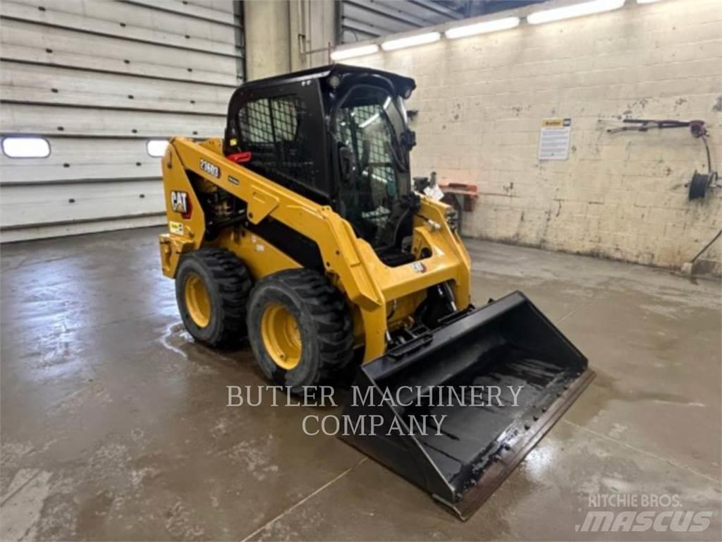 CAT 236D3 C3H2 Kompaktlader