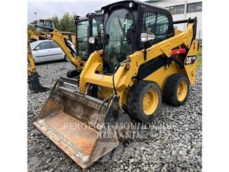 CAT 242D Kompaktlader