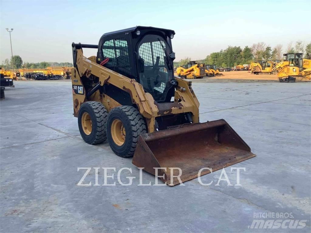 CAT 242D Kompaktlader