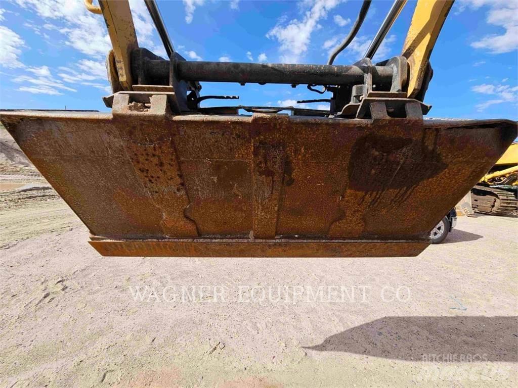 CAT 242D Kompaktlader