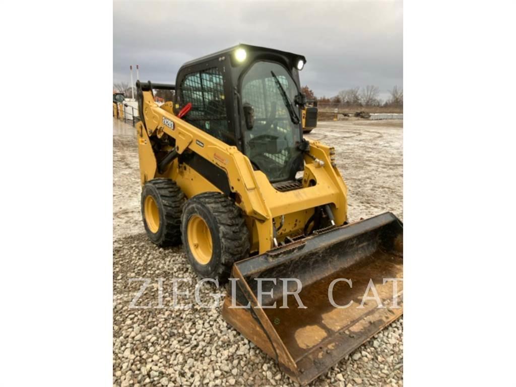 CAT 242D3 Kompaktlader