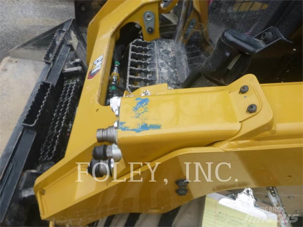 CAT 242D3 Kompaktlader