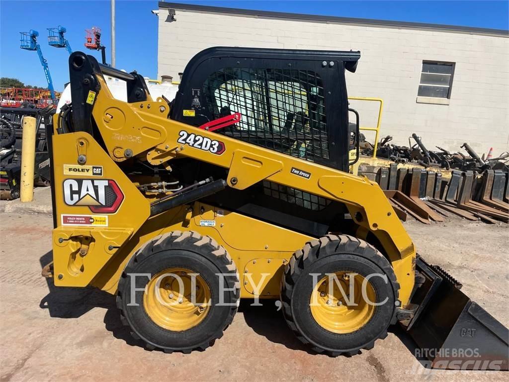 CAT 242D3 Kompaktlader